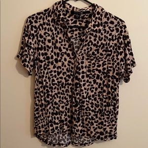 Button down leopard top